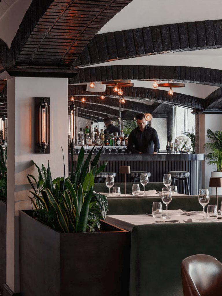 Jumeirah Beach Hotel Bar Area Jumeirah Beach Hotel Bar Area